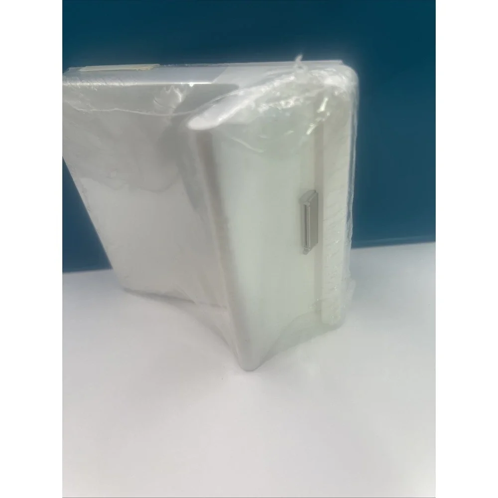 ORIGINAL Apple iPad Base Dock A1381 MC940ZM/A for iPad 2 & 3rd Generation Unused